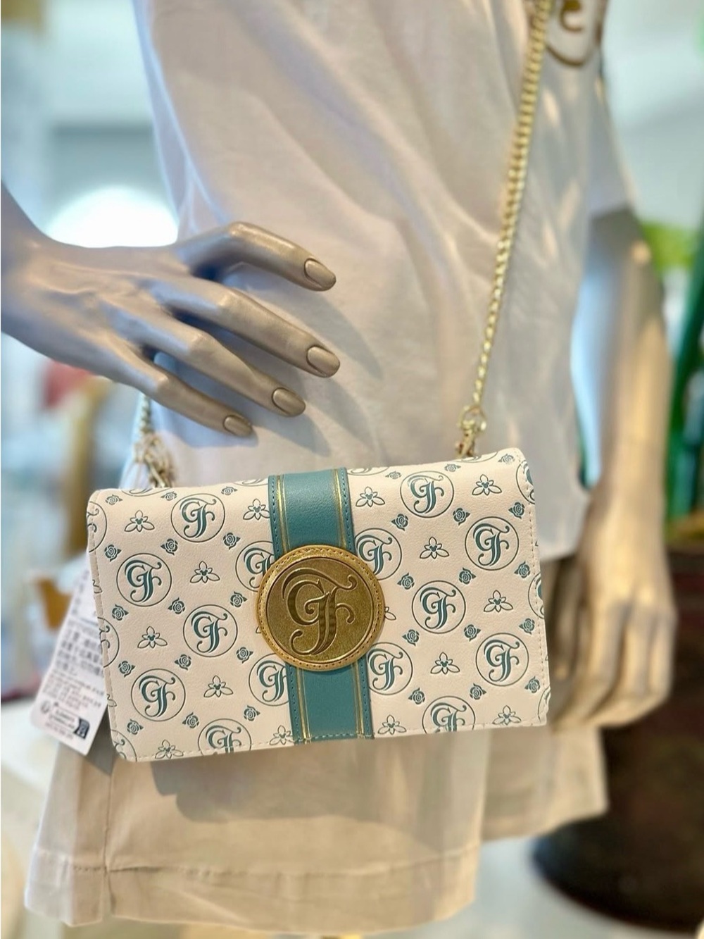 NWT Walt Disney World Resorts Grand Floridian Crossbody Chain Link Clutch Purse